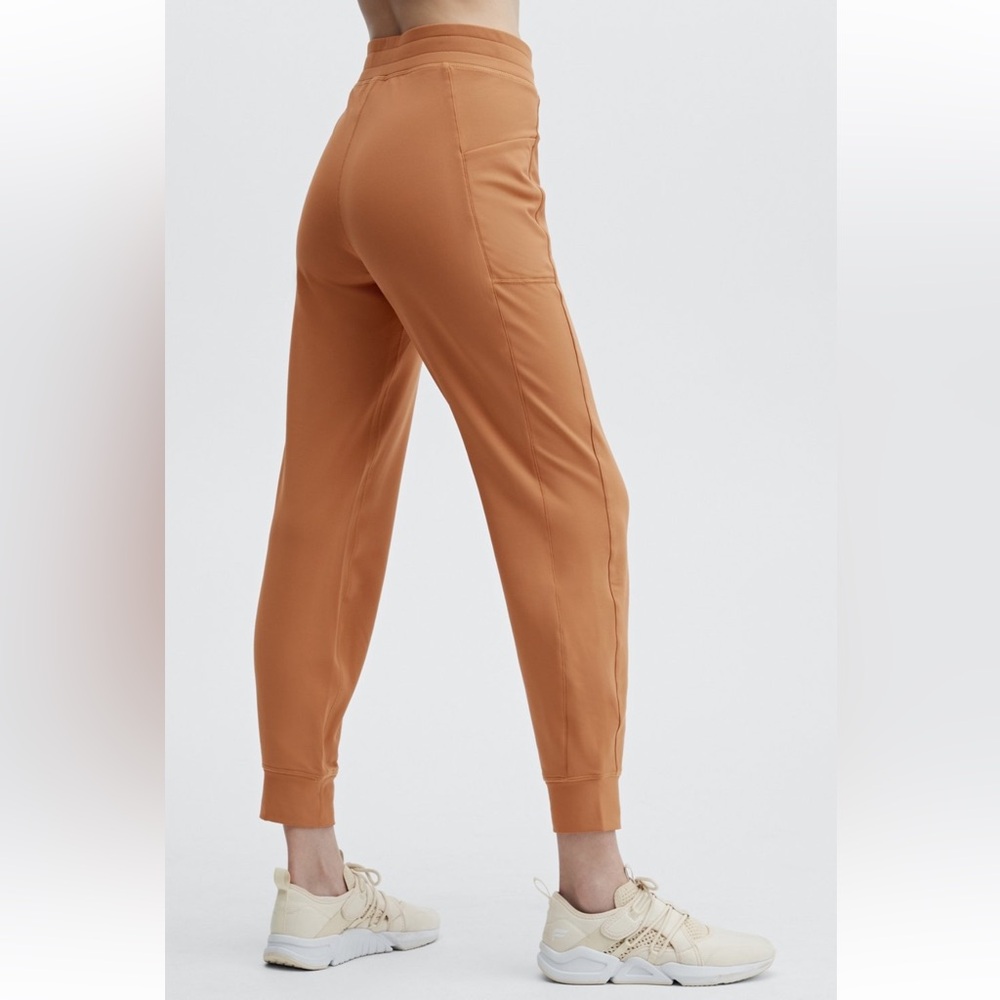Fabletics High-waisted Cold Weather Pocket Jogger Pants